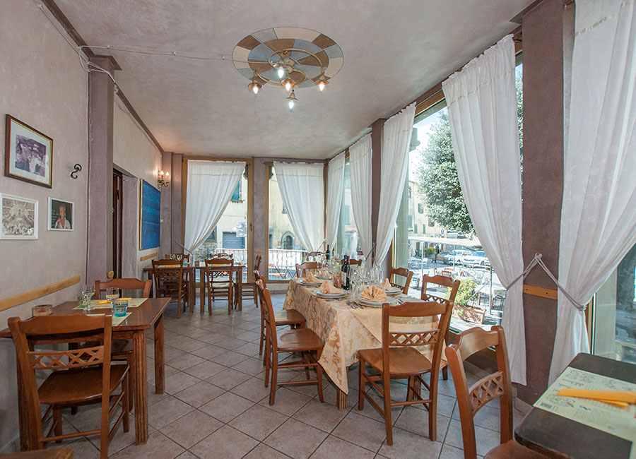 ristorante a montecatini val di cecina dove mangiare